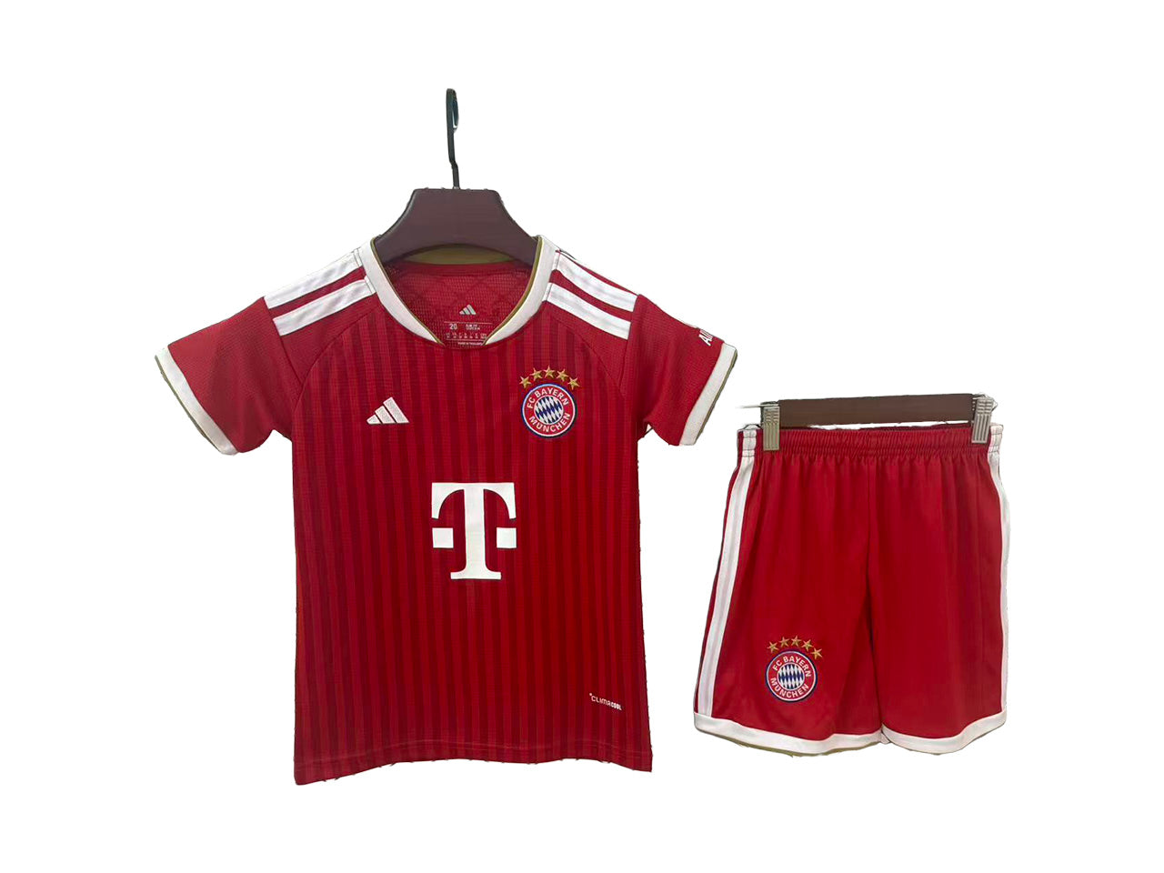 Conjunto Infantil Local Bayern de Múnich 26/27